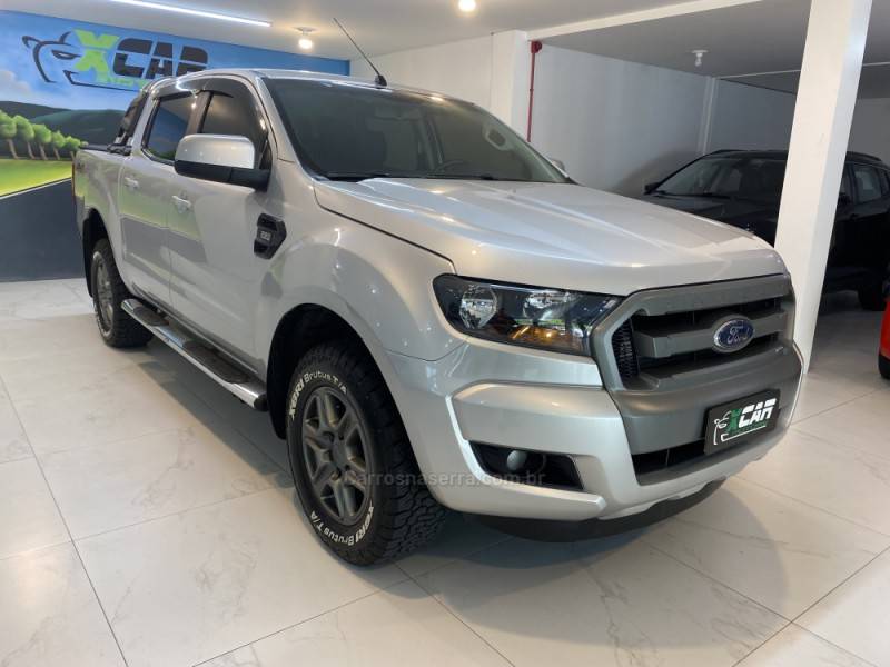 FORD - RANGER 2.2 XLS 4X4 CD 16V DIESEL 4P AUTOMÁTICO - 2019/2019 - Prata - R$ 132.900,00