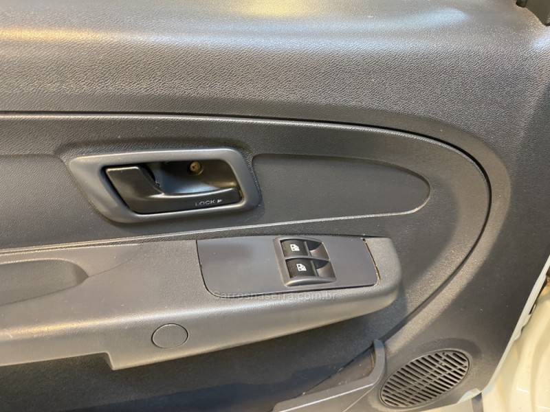 FIAT - STRADA 1.4 MPI HARD WORKING CS 8V FLEX 2P MANUAL - 2018/2018 - Branca - R$ 51.900,00