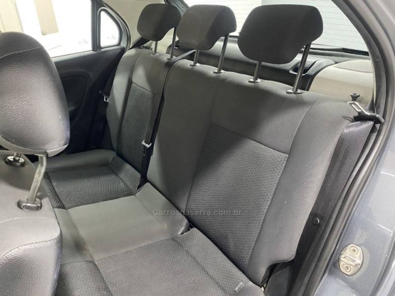 VOLKSWAGEN - GOL 1.0 12V MPI TOTALFLEX TRENDLINE 4P MANUAL - 2021/2021 - Cinza - R$ 54.900,00