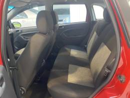 FORD - FIESTA 1.6 ROCAM SE 8V FLEX 4P MANUAL - 2014/2014 - Vermelha - R$ 39.900,00