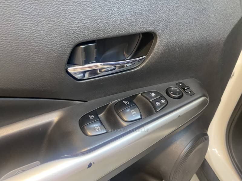 NISSAN - KICKS 1.6 ADVANCE 16V PLUS CVT FLEX 4P AUTOMÁTICO - 2022/2022 - Branca - R$ 103.900,00