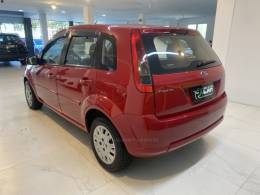 FORD - FIESTA 1.6 ROCAM SE 8V FLEX 4P MANUAL - 2014/2014 - Vermelha - R$ 39.900,00