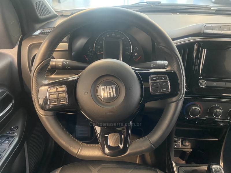 FIAT - STRADA 1.3 VOLCANO CD 8V FLEX 4P MANUAL - 2022/2022 - Branca - R$ 104.900,00