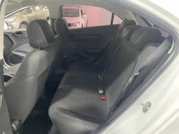 CHEVROLET - ONIX 1.0 JOY BLACK 8V FLEX 4P MANUAL - 2021/2021 - Branca - R$ 62.900,00