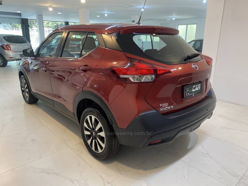 NISSAN - KICKS 1.6 ACTIVE 16V FLEX 4P AUTOMÁTICO - 2021/2021 - Vermelha - R$ 90.900,00