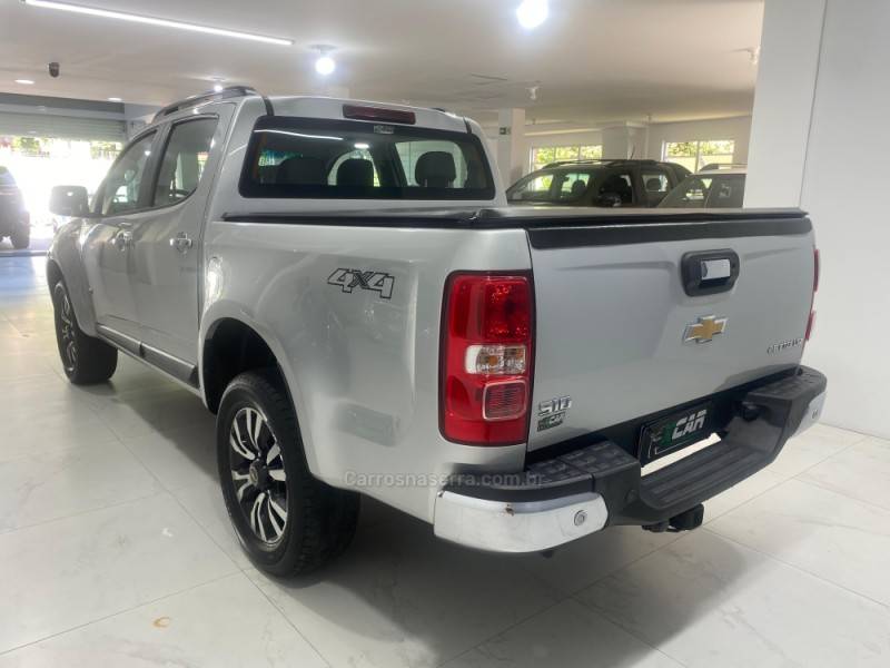 CHEVROLET - S10 2.8 LT 4X4 CD 16V TURBO DIESEL 4P AUTOMÁTICO - 2018/2019 - Prata - R$ 159.900,00