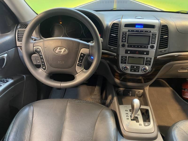 HYUNDAI - SANTA FÉ 2.4 MPI 2WD 16V GASOLINA 4P AUTOMÁTICO - 2011/2012 - Preta - R$ 55.900,00