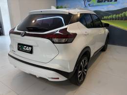 NISSAN - KICKS 1.6 ADVANCE 16V FLEX 4P AUTOMÁTICO - 2021/2022 - Branca - R$ 98.900,00