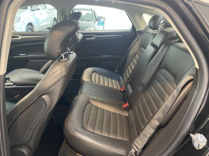 FORD - FUSION 2.5 16V FLEX 4P AUTOMÁTICO - 2014/2015 - Preta - R$ 75.900,00