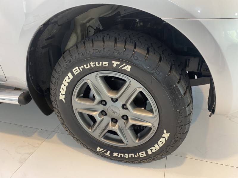 FORD - RANGER 2.2 XLS 4X4 CD 16V DIESEL 4P AUTOMÁTICO - 2019/2019 - Prata - R$ 132.900,00