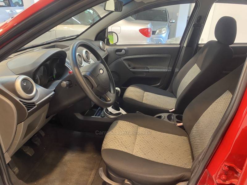 FORD - FIESTA 1.6 ROCAM SE 8V FLEX 4P MANUAL - 2014/2014 - Vermelha - R$ 39.900,00