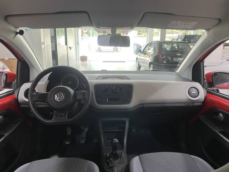 VOLKSWAGEN - UP 1.0 MPI MOVE UP 12V FLEX 2P MANUAL - 2014/2015 - Vermelha - R$ 39.900,00