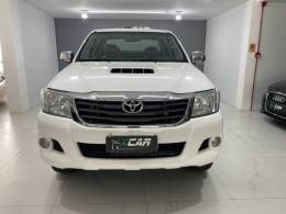 TOYOTA - HILUX 3.0 SR 4X4 CD 16V TURBO INTERCOOLER DIESEL 4P AUTOMÁTICO - 2011/2012 - Branca - R$ 119.900,00