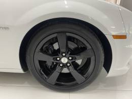 CHEVROLET - CAMARO 6.2 2SS COUPÉ V8 GASOLINA 2P AUTOMÁTICO - 2011/2011 - Branca - R$ 204.900,00