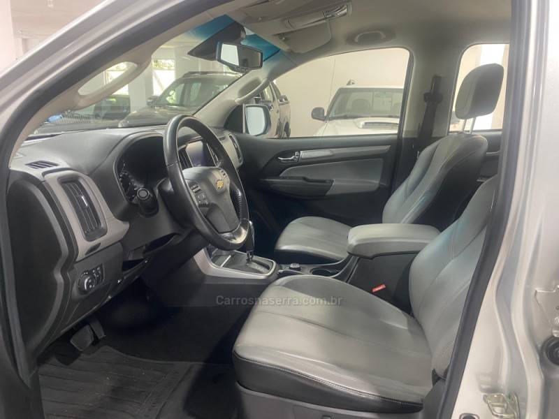 CHEVROLET - S10 2.8 LT 4X4 CD 16V TURBO DIESEL 4P AUTOMÁTICO - 2018/2019 - Prata - R$ 159.900,00