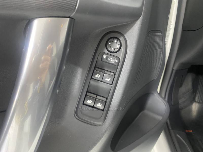 CITROËN - C3 1.6 EXCLUSIVE BVA 16V FLEX 4P AUTOMÁTICO - 2015/2015 - Branca - R$ 48.900,00