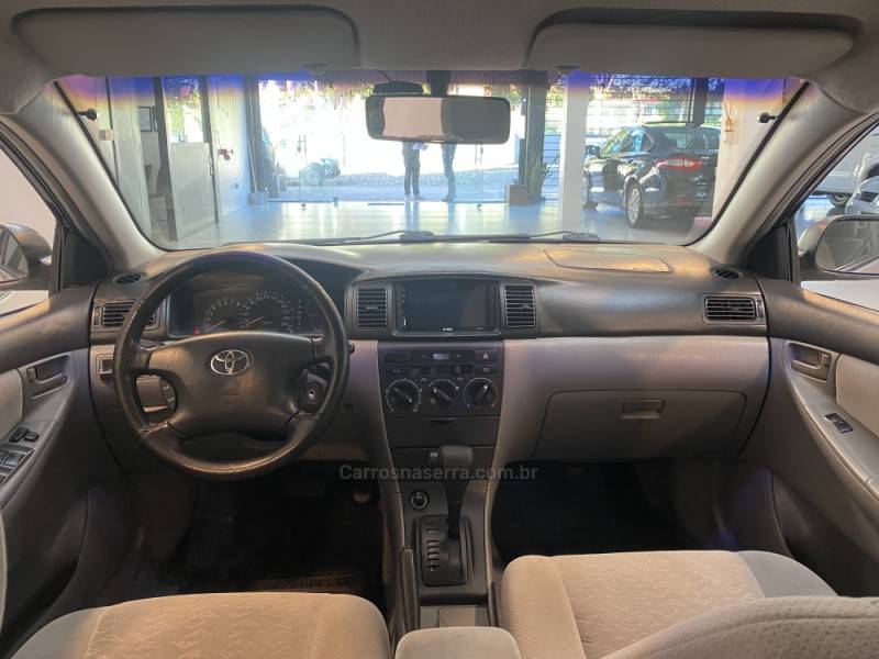 TOYOTA - COROLLA 1.8 XEI 16V GASOLINA 4P AUTOMÁTICO - 2002/2003 - Prata - R$ 36.900,00