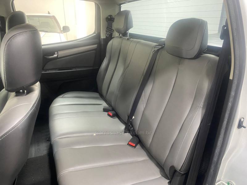 CHEVROLET - S10 2.8 LT 4X2 CD 16V TURBO DIESEL 4P AUTOMÁTICO - 2018/2019 - Prata - R$ 159.900,00