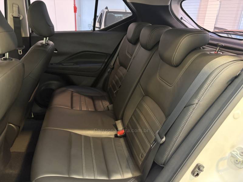 NISSAN - KICKS 1.6 ADVANCE 16V FLEX 4P AUTOMÁTICO - 2021/2022 - Branca - R$ 98.900,00