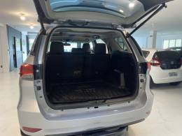 TOYOTA - HILUX SW4 2.8 SRX 4X4 16V TURBO INTERCOOLER DIESEL 4P AUTOMÁTICO - 2016/2016 - Prata - R$ 208.900,00