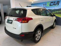 TOYOTA - RAV4 2.0 4X2 16V GASOLINA 4P AUTOMÁTICO - 2014/2014 - Branca - R$ 79.900,00