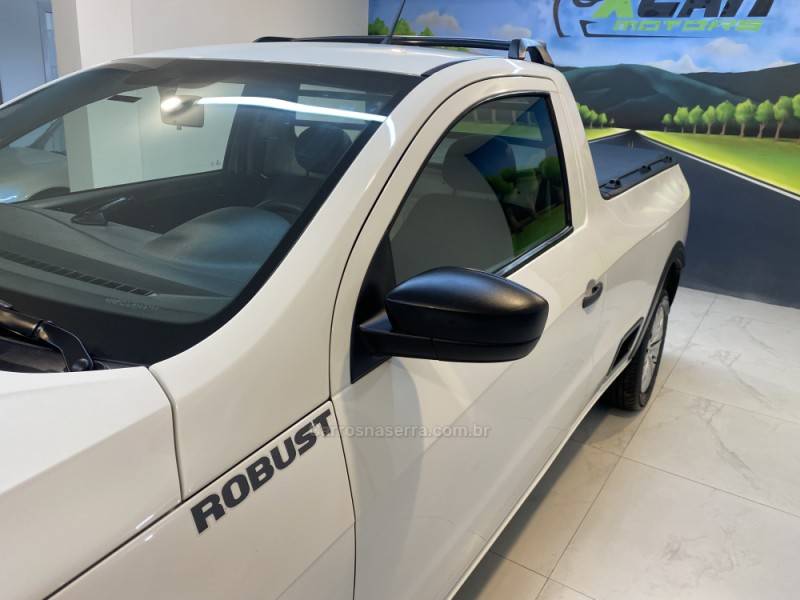 VOLKSWAGEN - SAVEIRO 1.6 MSI ROBUST CS 8V FLEX 2P MANUAL - 2020/2021 - Branca - R$ 62.900,00