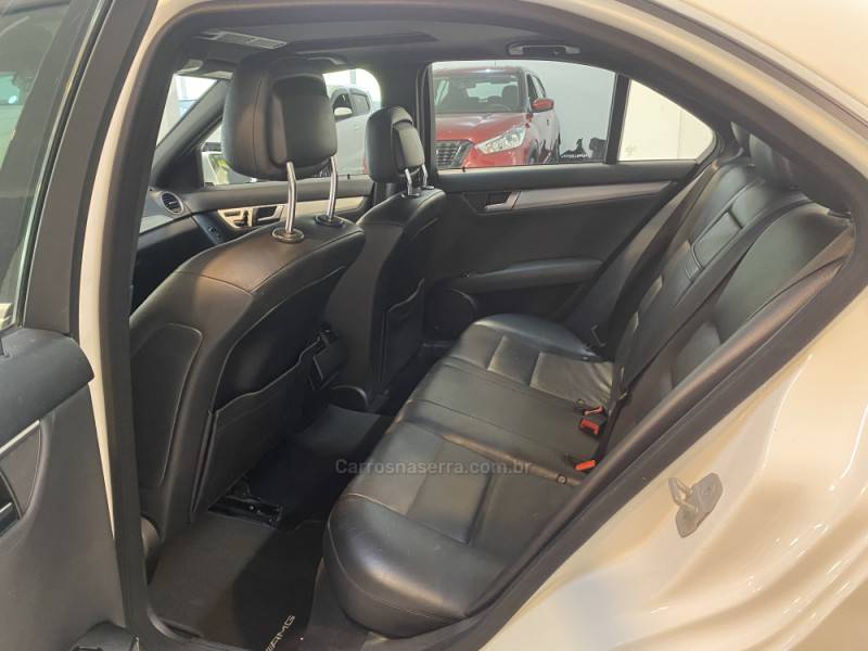 MERCEDES-BENZ - C 250 1.8 CGI SPORT 16V GASOLINA 4P AUTOMÁTICO - 2014/2014 - Branca - R$ 105.900,00