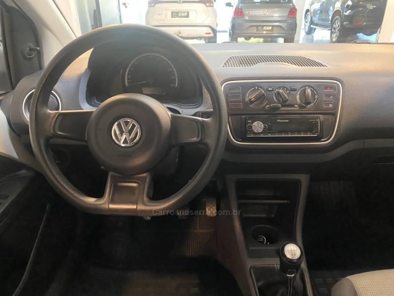 VOLKSWAGEN - UP 1.0 MPI MOVE UP 12V FLEX 2P MANUAL - 2015/2016 - Branca - R$ 42.900,00
