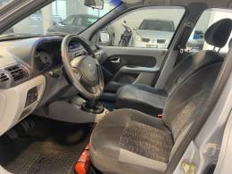 RENAULT - CLIO 1.6 PRIVILÉGE SEDAN 16V FLEX 4P MANUAL - 2007/2007 - Prata - R$ 22.900,00