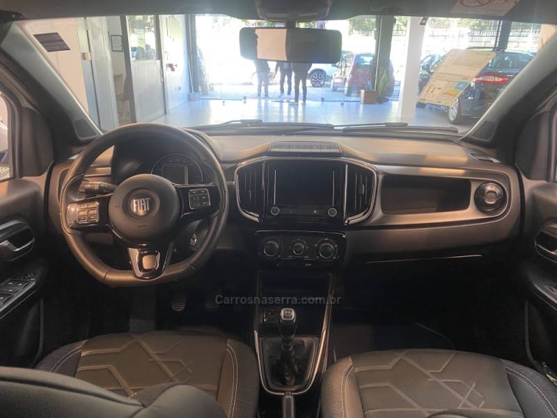 FIAT - STRADA 1.3 VOLCANO CD 8V FLEX 4P MANUAL - 2022/2022 - Branca - R$ 104.900,00