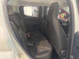 FIAT - MOBI 1.0 6V DRIVE FLEX MANUAL - 2017/2018 - Branca - R$ 44.900,00