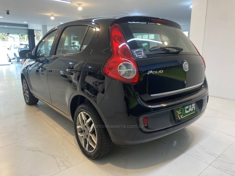FIAT - PALIO 1.6 MPI ESSENCE 16V FLEX 4P MANUAL - 2013/2013 - Preta - R$ 39.900,00