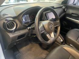NISSAN - KICKS 1.6 ADVANCE 16V PLUS CVT FLEX 4P AUTOMÁTICO - 2022/2022 - Branca - R$ 103.900,00