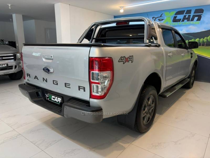 FORD - RANGER 2.2 XLS 4X4 CD 16V DIESEL 4P AUTOMÁTICO - 2019/2019 - Prata - R$ 132.900,00