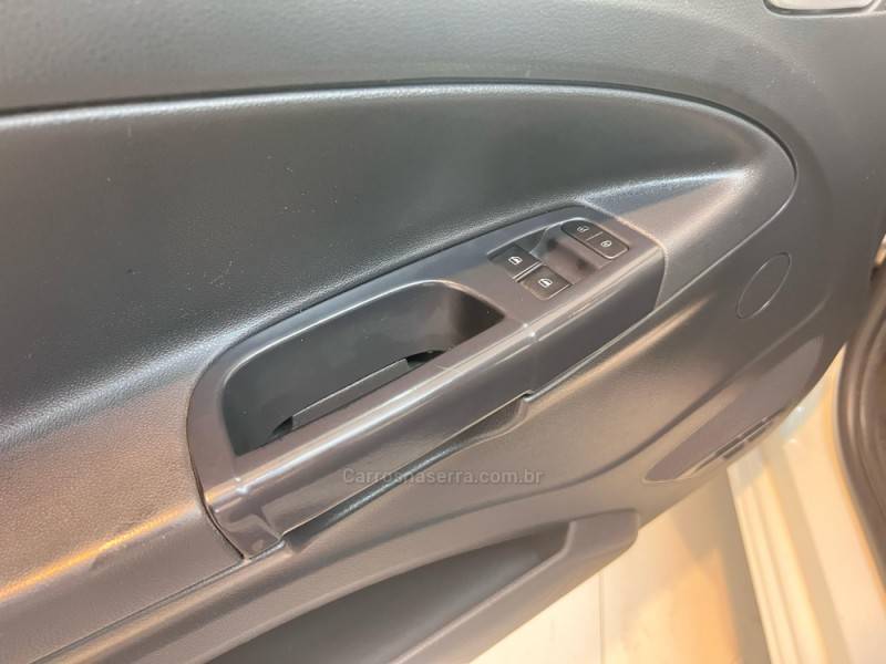 VOLKSWAGEN - SAVEIRO 1.6 MSI ROBUST CS 8V FLEX 2P MANUAL - 2019/2019 - Branca - R$ 56.900,00