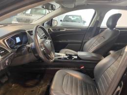 FORD - FUSION 2.5 16V FLEX 4P AUTOMÁTICO - 2014/2015 - Preta - R$ 75.900,00
