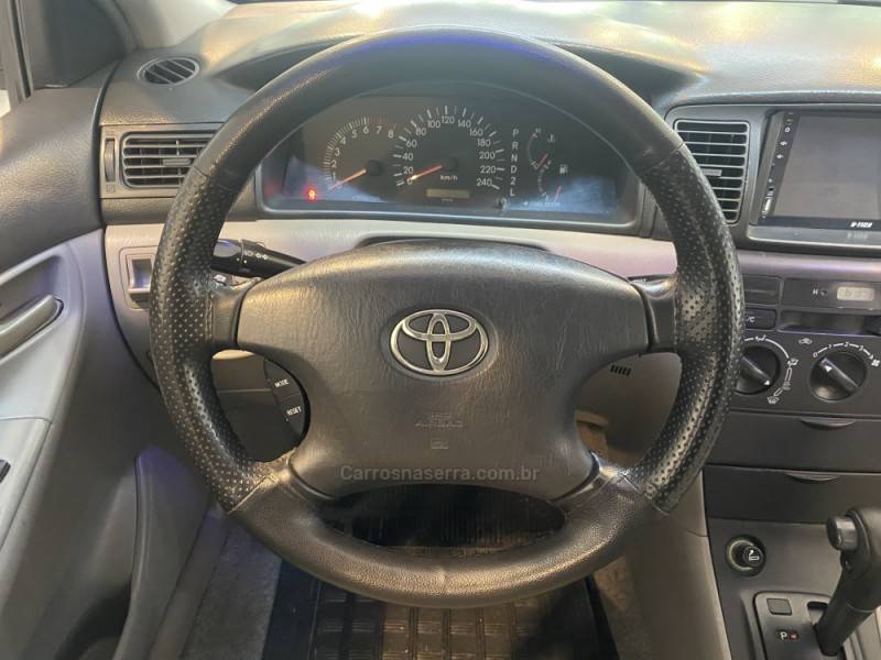 TOYOTA - COROLLA 1.8 XEI 16V GASOLINA 4P AUTOMÁTICO - 2002/2003 - Prata - R$ 36.900,00