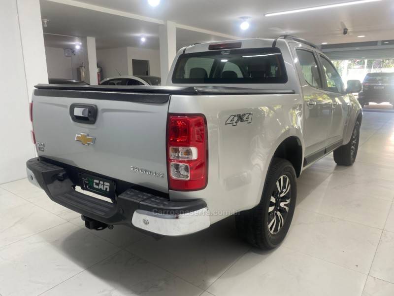 CHEVROLET - S10 2.8 LT 4X4 CD 16V TURBO DIESEL 4P AUTOMÁTICO - 2018/2019 - Prata - R$ 159.900,00