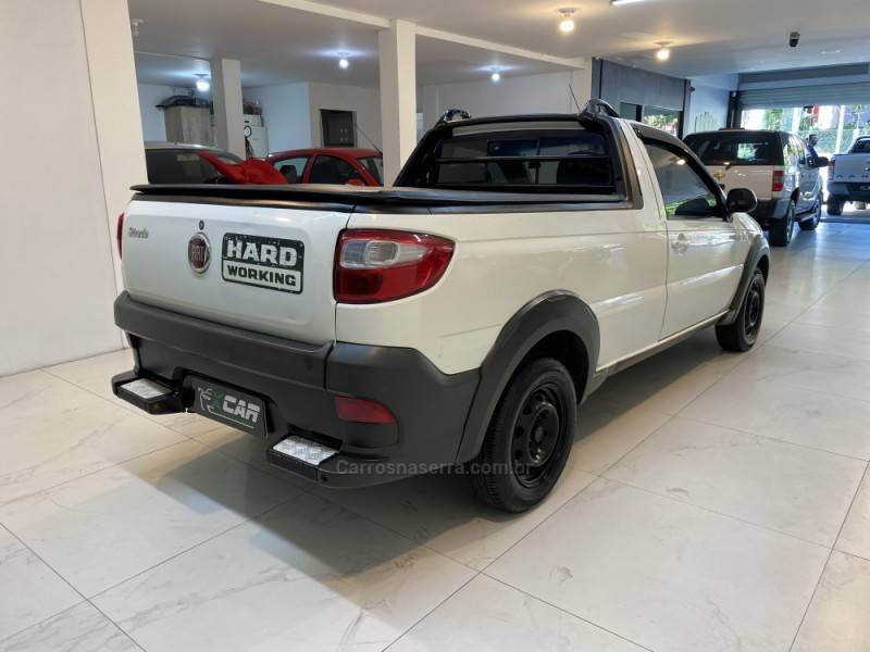 FIAT - STRADA 1.4 MPI HARD WORKING CS 8V FLEX 2P MANUAL - 2018/2018 - Branca - R$ 51.900,00