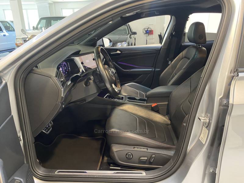 VOLKSWAGEN - JETTA 2.0 16V TSI GLI 350 GASOLINA 4P AUTOMÁTICO - 2020/2020 - Prata - R$ 163.900,00