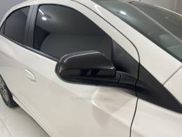 CHEVROLET - ONIX 1.0 JOY BLACK 8V FLEX 4P MANUAL - 2021/2021 - Branca - R$ 62.900,00