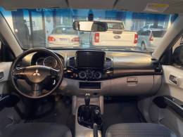 MITSUBISHI - L200 TRITON 3.2 GL 4X4 CD 16V TURBO INTERCOLER DIESEL 4P MANUAL - 2012/2013 - Prata - R$ 99.900,00