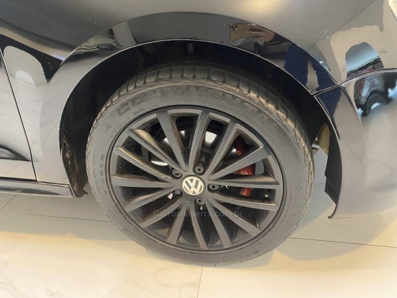 VOLKSWAGEN - JETTA 2.0 COMFORTLINE FLEX 4P TIPTRONIC - 2011/2012 - Preta - R$ 59.900,00