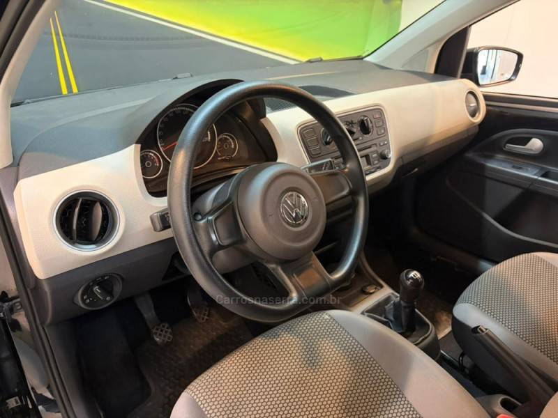 VOLKSWAGEN - UP 1.0 TSI MOVE UP 12V FLEX 4P MANUAL - 2015/2016 - Preta - R$ 53.900,00