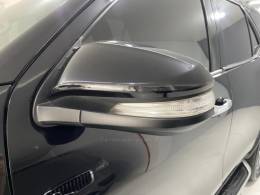 TOYOTA - HILUX SW4 2.8 SRX 4X4 7 LUGARES 16V TURBO INTERCOOLER DIESEL 4P AUTOMÁTICO - 2016/2016 - Preta - R$ 204.900,00
