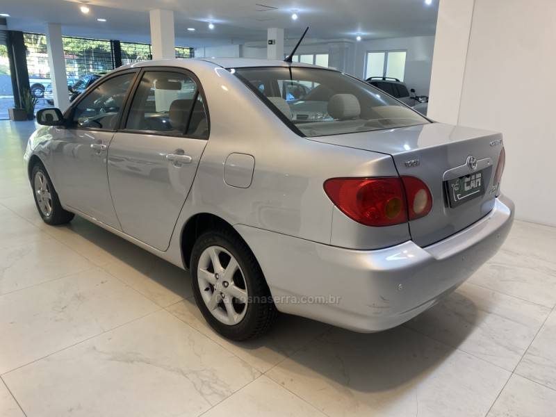 TOYOTA - COROLLA 1.8 XEI 16V GASOLINA 4P AUTOMÁTICO - 2002/2003 - Prata - R$ 36.900,00