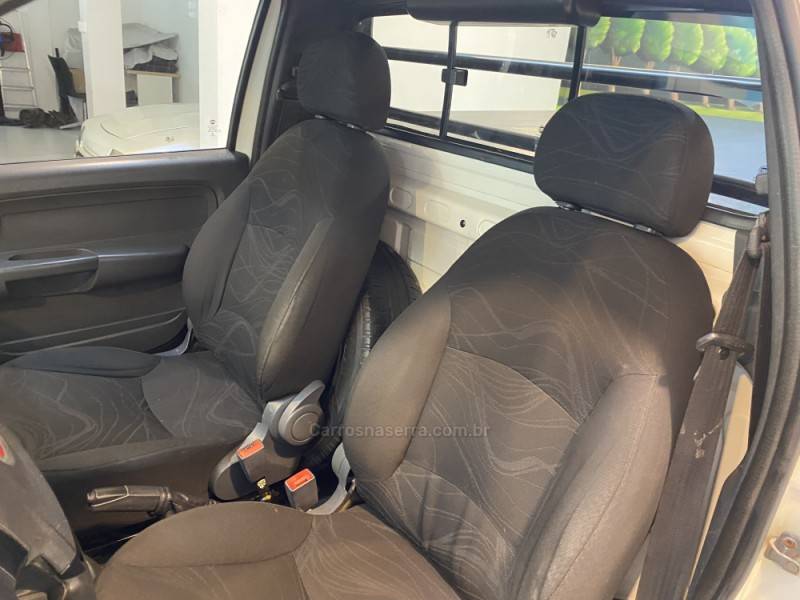 FIAT - STRADA 1.4 MPI HARD WORKING CS 8V FLEX 2P MANUAL - 2018/2018 - Branca - R$ 51.900,00