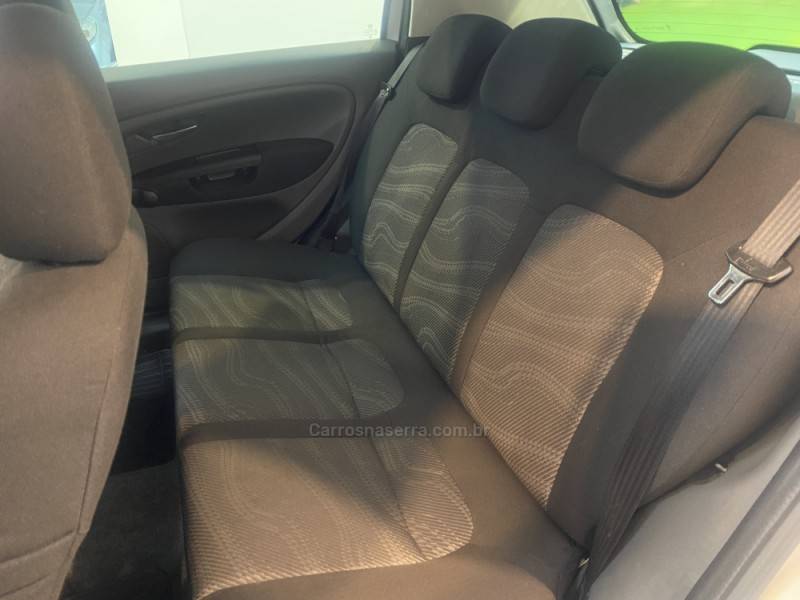 FIAT - PUNTO 1.4 ELX 8V FLEX 4P MANUAL - 2009/2010 - Prata - R$ 33.900,00
