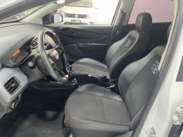 CHEVROLET - ONIX 1.0 JOY BLACK 8V FLEX 4P MANUAL - 2021/2021 - Branca - R$ 62.900,00