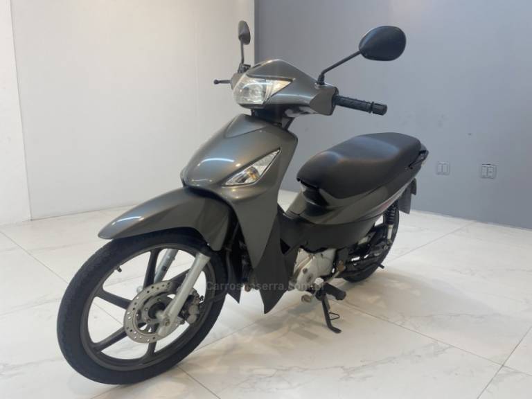 HONDA - BIZ 125 EX - 2009/2009 - Cinza - R$ 9.900,00